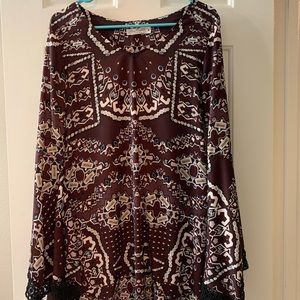 Flair arm cut out back dress